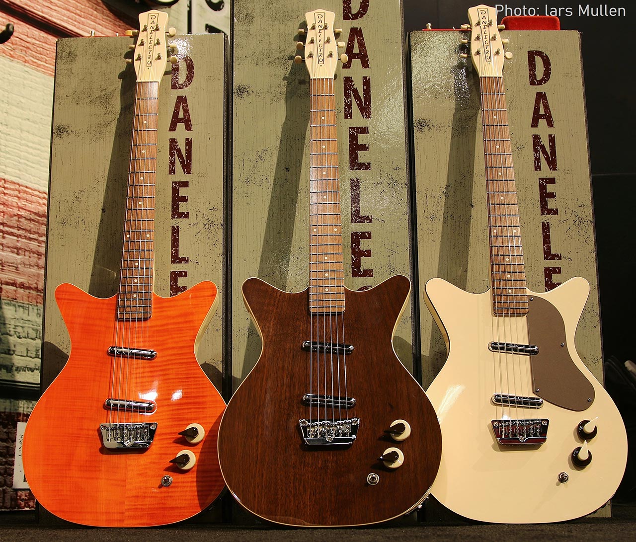Danelectro Reissue 59 Divine 6 string guitars