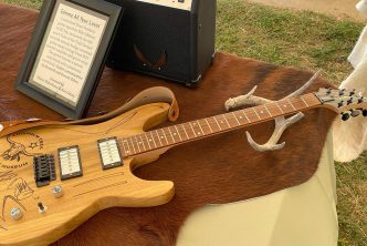 Dean Vendetta Signed by ZZ Top’s Billy Gibbons Raises $16,000.00!